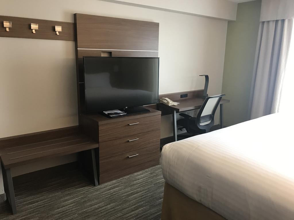 Holiday Inn Express Hotel & Suites Louisville East By Ihg Zewnętrze zdjęcie